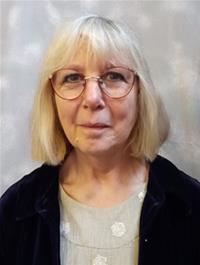 The profile card picture of Cllr Janet Russell